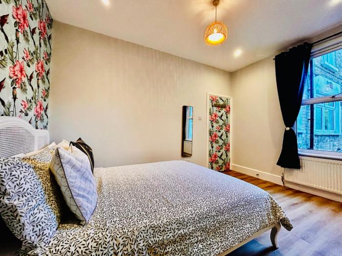 rest boutique willesden