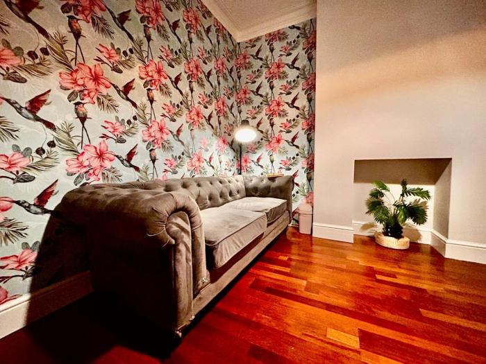 rest boutique willesden