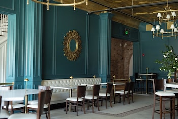the st nicholas hotel