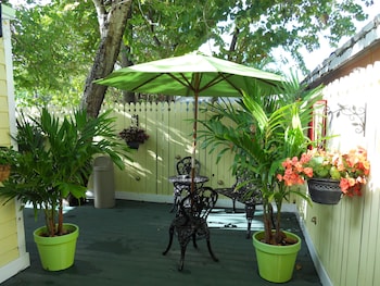 duval inn