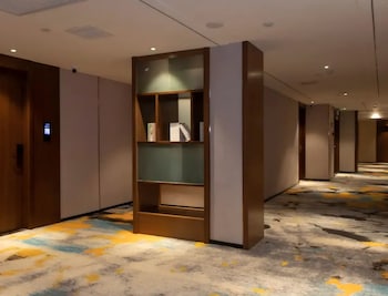 yeste international hotel wuhan tiandi