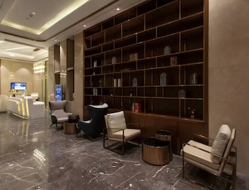 Yeste International Hotel Wuhan Tiandi,,3 star