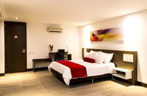 Loyds Hotel,Itagui>>El Poblado,3 star