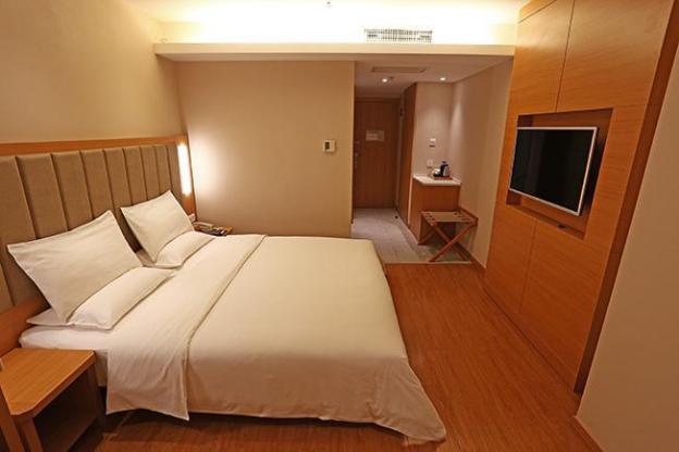 ji hotel lanzhou railway station