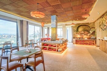 olive hotel dalat