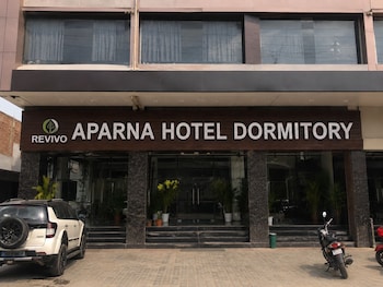 Aparna Hotel Dormitory,,2 star