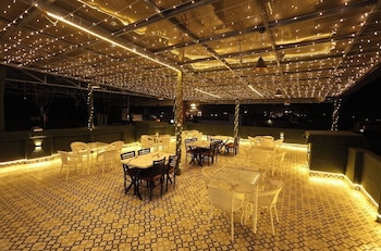 Hotel Finch Grand By Revaantra,,2 star