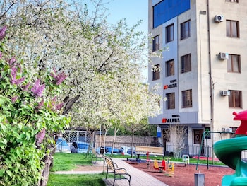 alpha by horizon hotels yerevan