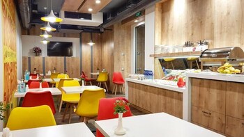 alpha by horizon hotels yerevan