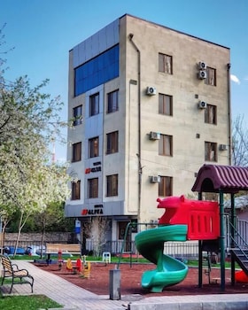 alpha by horizon hotels yerevan