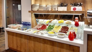 alpha by horizon hotels yerevan