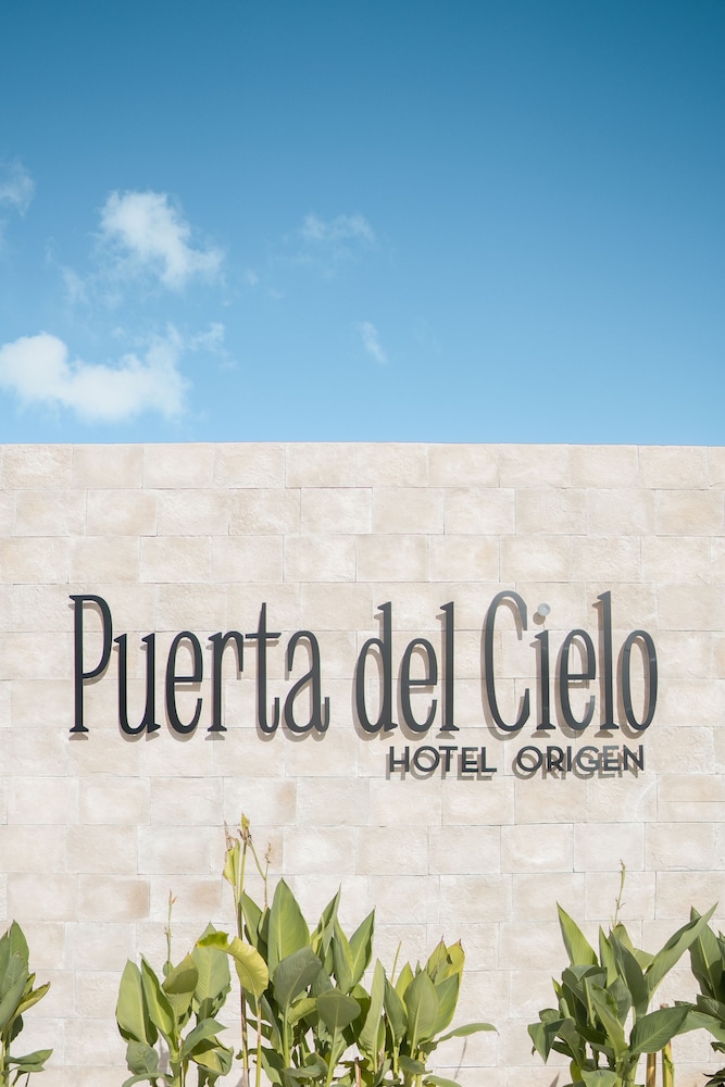 puerta del cielo hotel origen