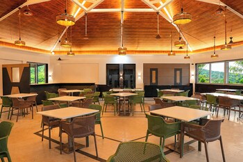 kaapivana resort