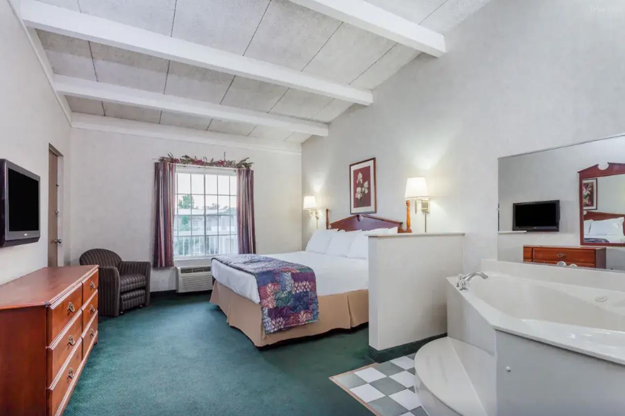 baymont by wyndham lexington