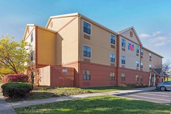 motel 6 suites rochester henrietta ny