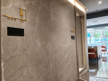hotel aston residency