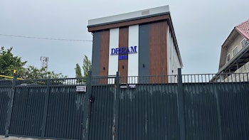 dream hotel mayram