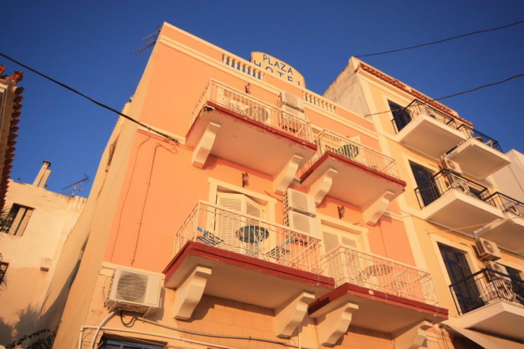 Hotel Plaza,Aegina Town>>Aegina,1 star