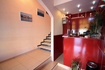 Hotel Plaza,Aegina Town>>Aegina,1 star