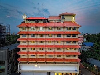 Alora Grand Hotel,,3 star