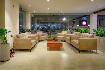 Alora Grand Hotel,,3 star