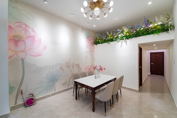 the pivot suite ben thanh district 1