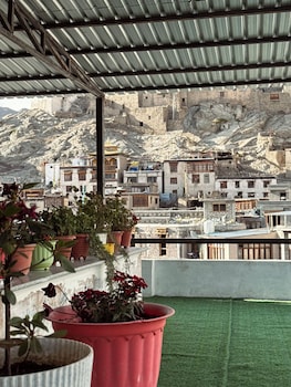 the grand k2 hotel