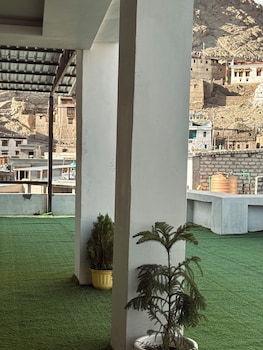 the grand k2 hotel