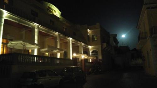 tinion urban hotel