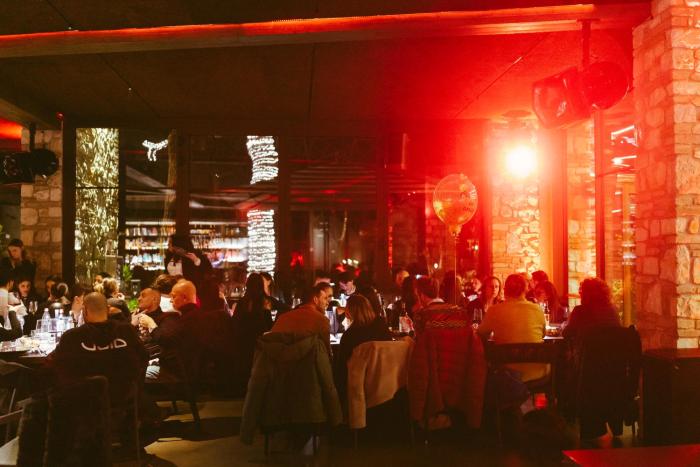 casacon disco hotel sirolo