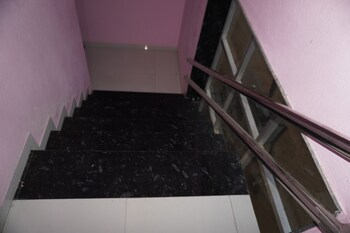 hotel radha raman and restaurant
