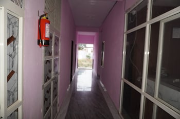 hotel radha raman and restaurant
