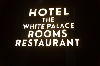 Hotel The White Palace,,2 star