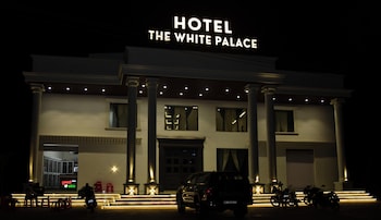 Hotel The White Palace,,2 star