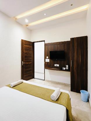 hotel kr near golden temple