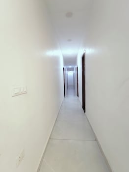 hotel kr near golden temple