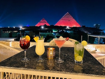 lavista pyramid view
