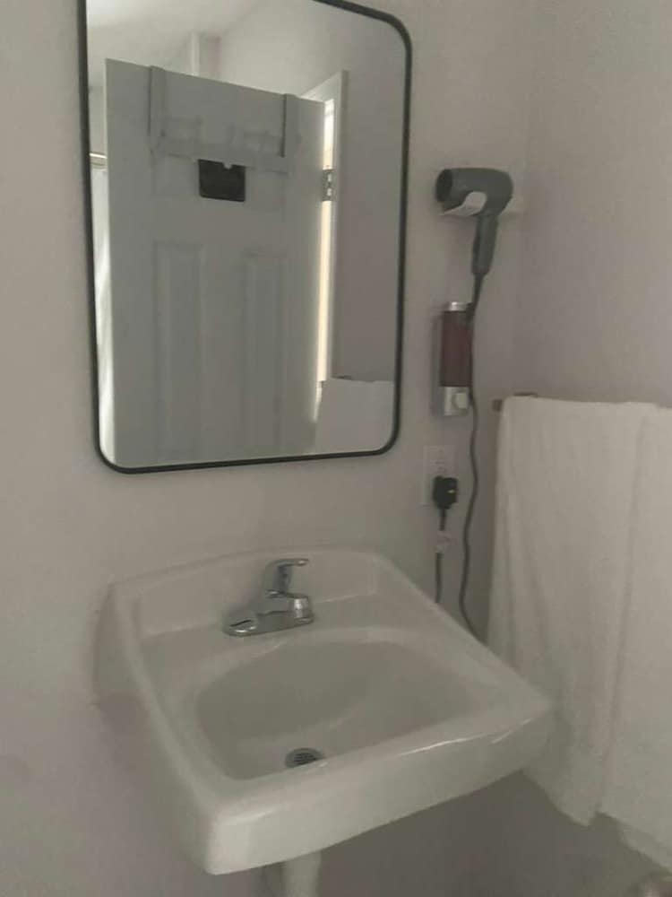 howard johnson by wyndham hillsboro tx