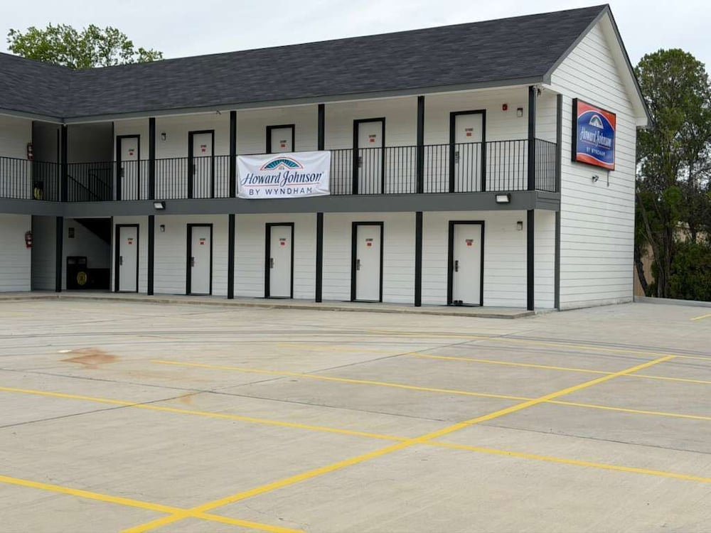 howard johnson by wyndham hillsboro tx