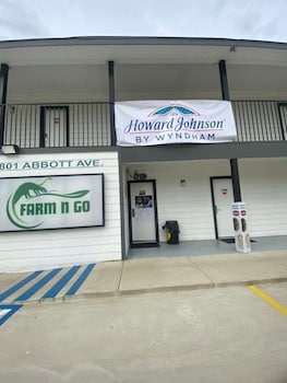 howard johnson by wyndham hillsboro tx