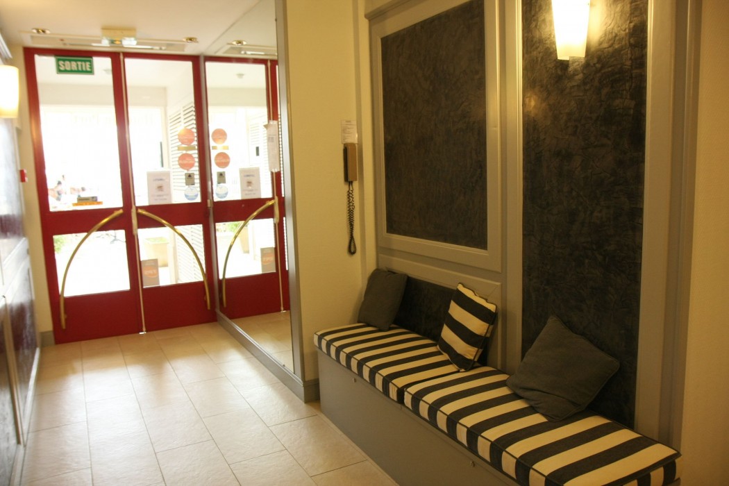 hotel du port