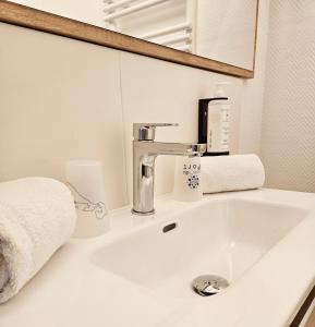 Hotel Du Port,Bordeaux>>Aujac,3 star