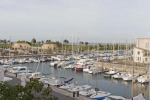 hotel du port