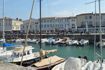 hotel du port