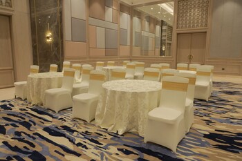 hotel express inn heritage