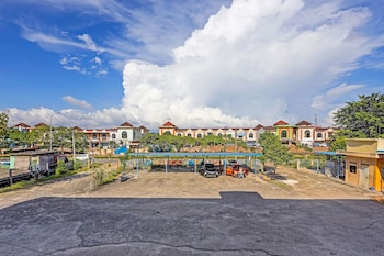 hotel o near rsud embung fatimah formerl