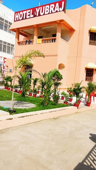 Hotel Yub-Raj Near Puri Beach,,3 star