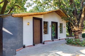 sylvaara suites by elivaas jim corbett