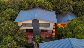 sylvaara suites by elivaas jim corbett