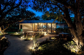 sylvaara suites by elivaas jim corbett